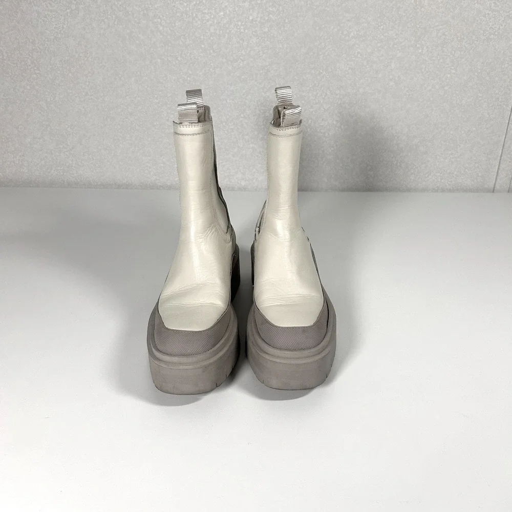 Sam Edelman Lulia Boots Women's US 7 Ivory cream Leather lugsole Chelsea - Picture 2 of 7